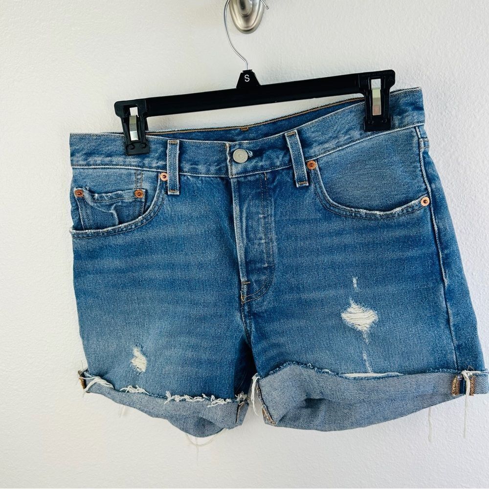 Levi’s 501 Distressed Button Fly Cut Off Shorts Size 27